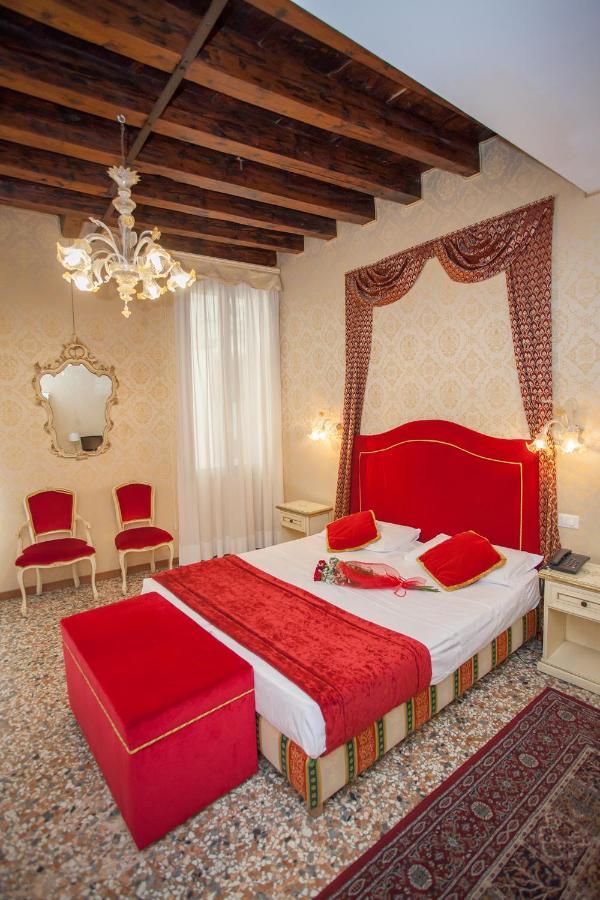 Hotel Residenza La Campana Venezia Esterno foto